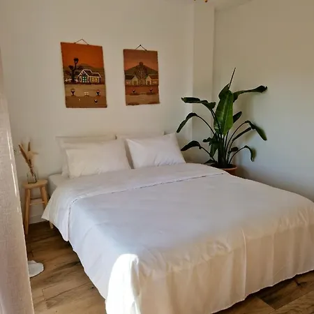 Mediterranean Getaway In Costa Апартаменты *
